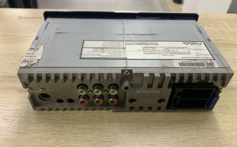 Автомагнитола  Aura amh-77dsp