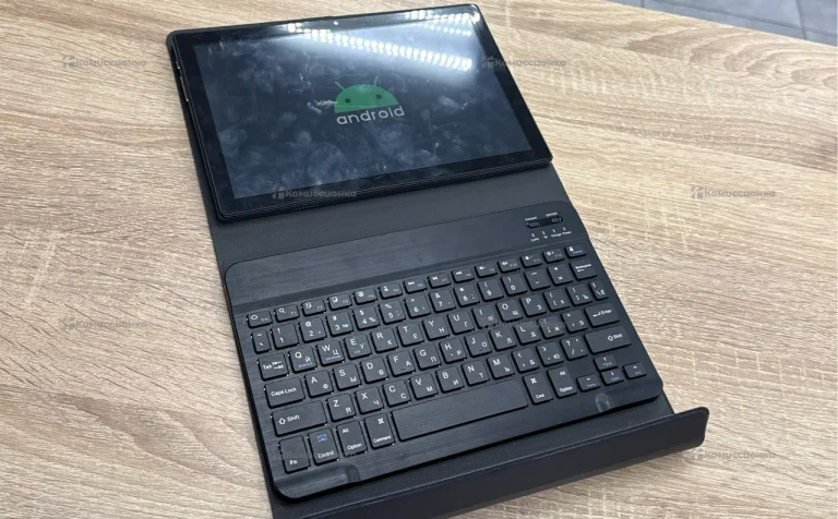 Планшет( Китай) uimio