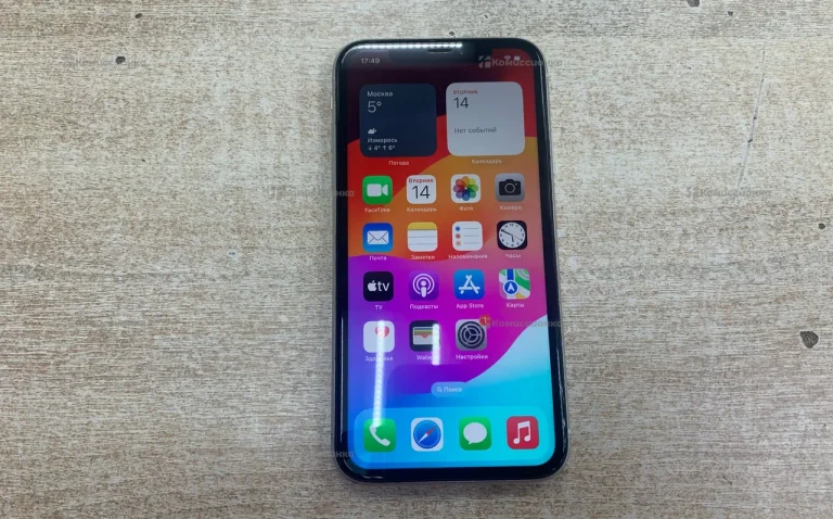 Apple iPhone XR 3/64 ГБ