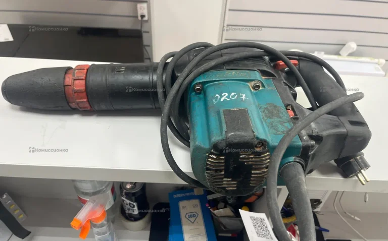 Отбойный молоток makita HM1202C