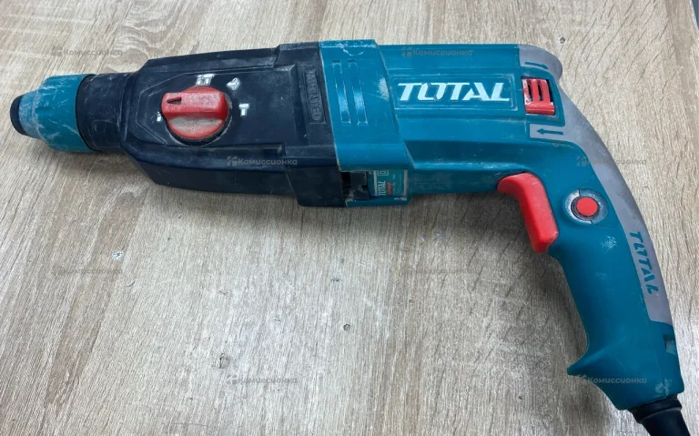 Перфоратор Total tools THR3211