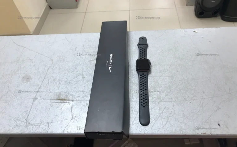 Часы Apple Watch 3 38mm