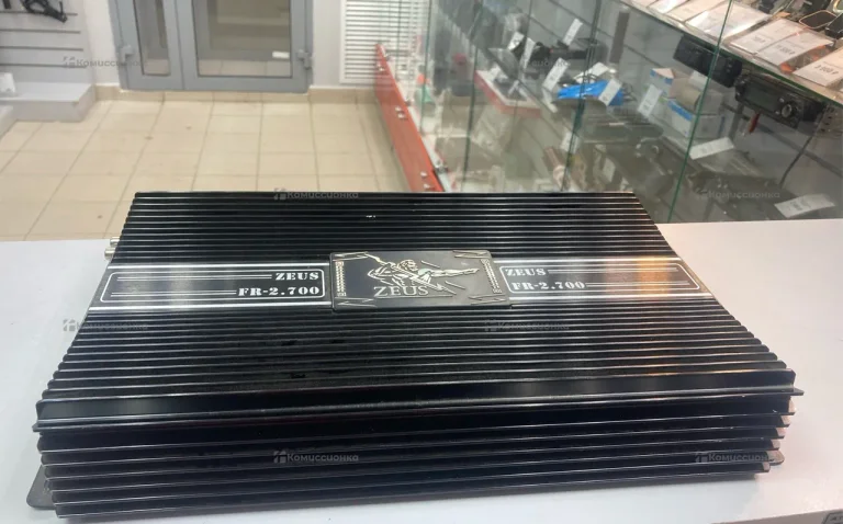 Усилитель  Zeus fr-2.700