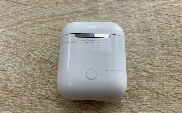 Наушники  Apple AirPods