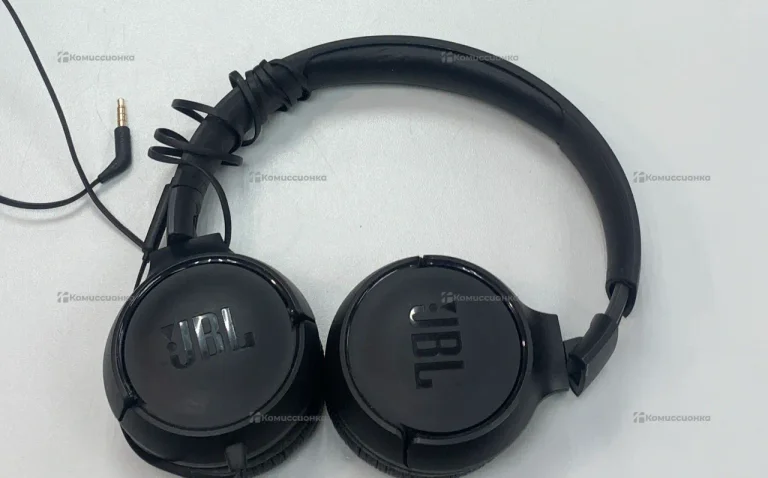 Наушники  JBL