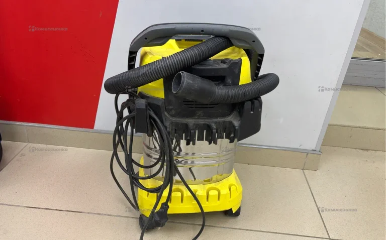 Пылесос  Karcher WD5