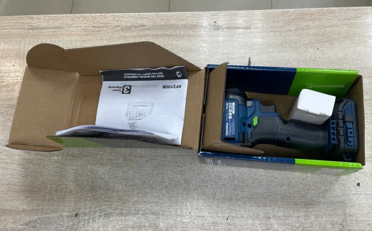 Винтоверт аккумуляторный Rockfield RF2100B