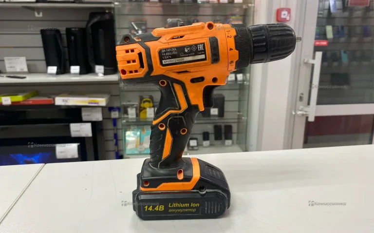 Шуруповерт ВИХРЬ ДА-14Л-2КА