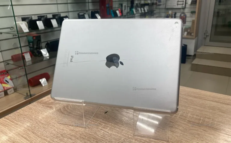 Планшет Apple iPad Air 2 16Gb Wi-Fi