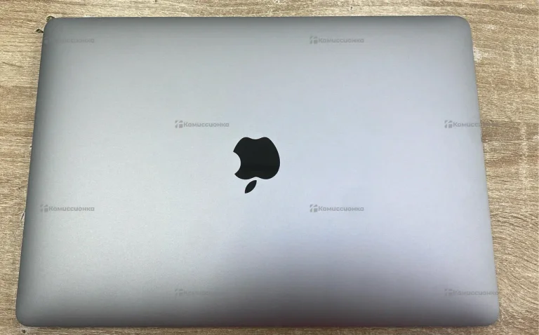 Ноутбук  MacBook Pro 13-inch 2020