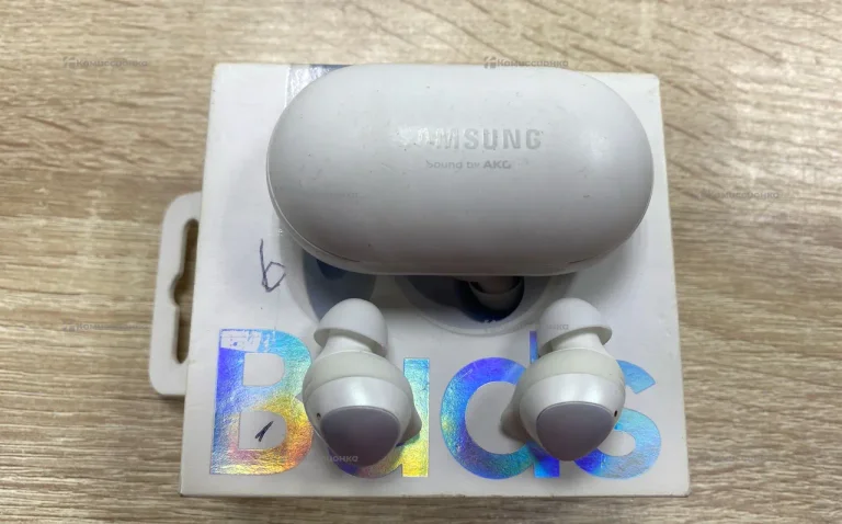 Наушники  Samsung Galaxy Buds