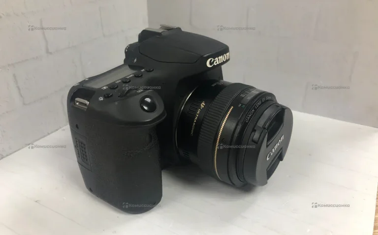 Фотоаппарат  canon 90D