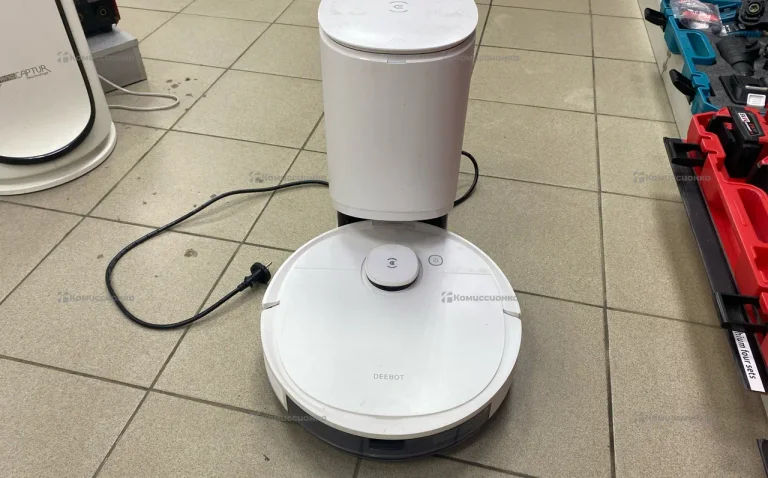 Робот пылесос Ecovacs Deebot n8