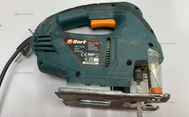 Электролобзик bort BPS-570U