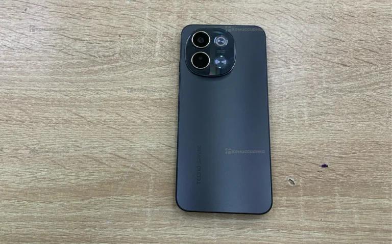 Tecno Spark 30 5G 6/128 ГБ