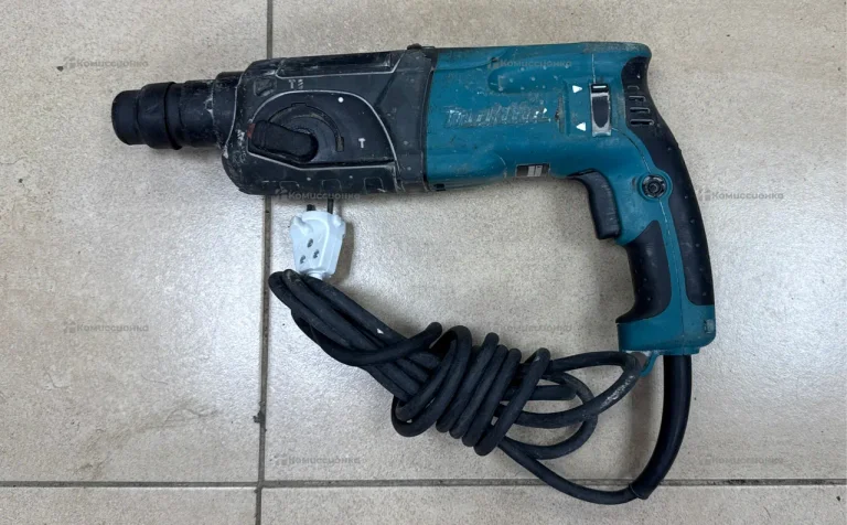 Перфоратор makita HR2470