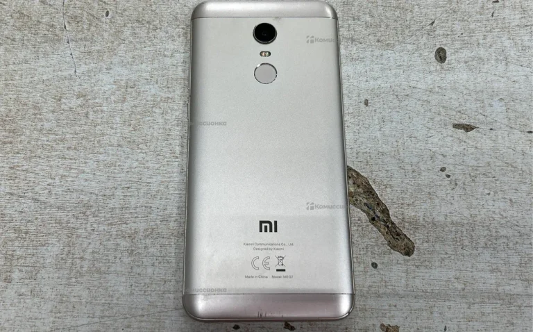 Xiaomi Redmi 5 Plus (Redmi Note 5) 4/64 ГБ