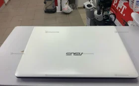 Ноутбук ASUS