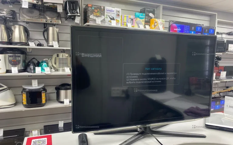 Телевизор Samsung EU32ES6100W