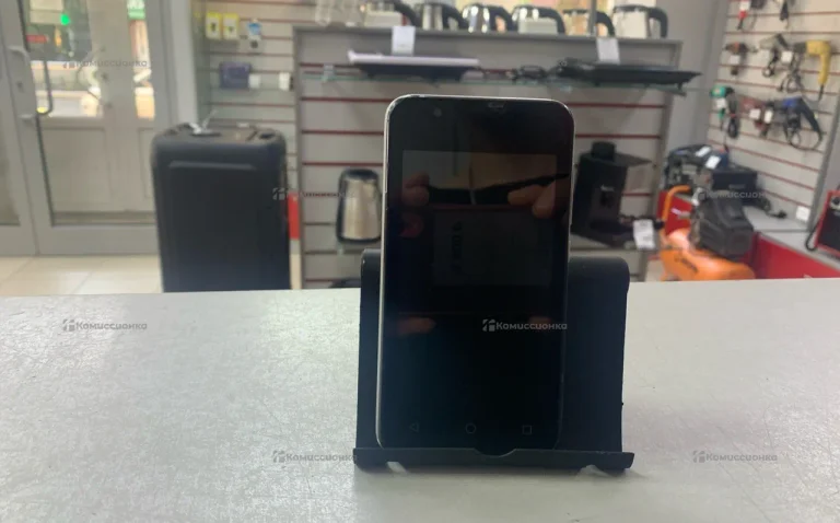 Bq 4072 strike mini 8gb