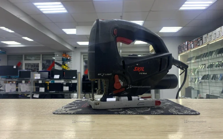 Электролобзик SКiL