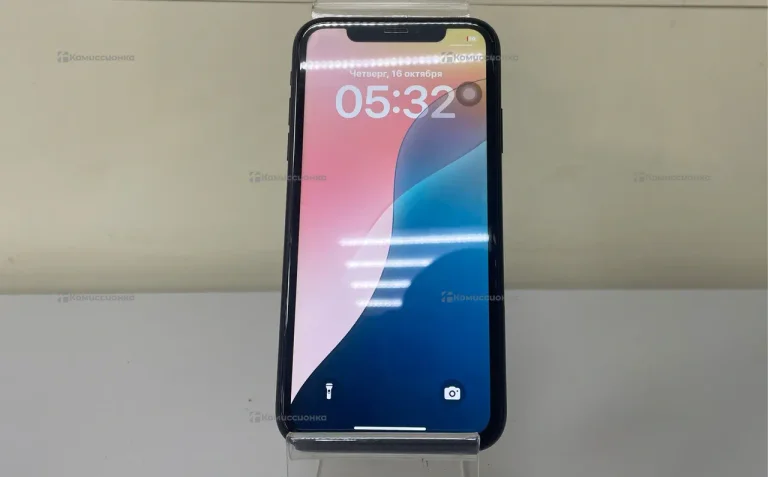 Apple iPhone XR 3/64 ГБ