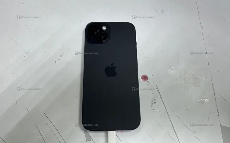 Apple iPhone 15 6/256 ГБ