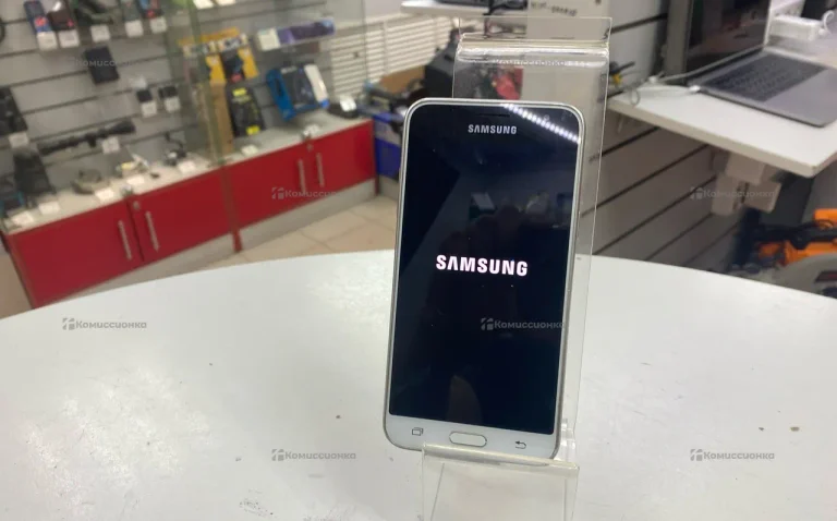 Samsung Galaxy j3 (2016)