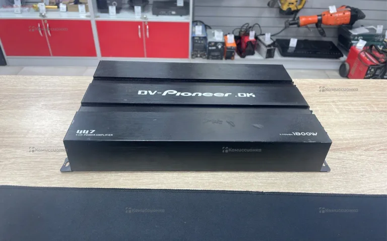 Усилитель  DV-Pioneer 1800w