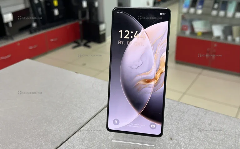 Tecno Camon 30 12/256 ГБ