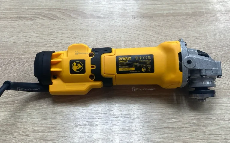 Ушм DeWalt DW4038 реплика
