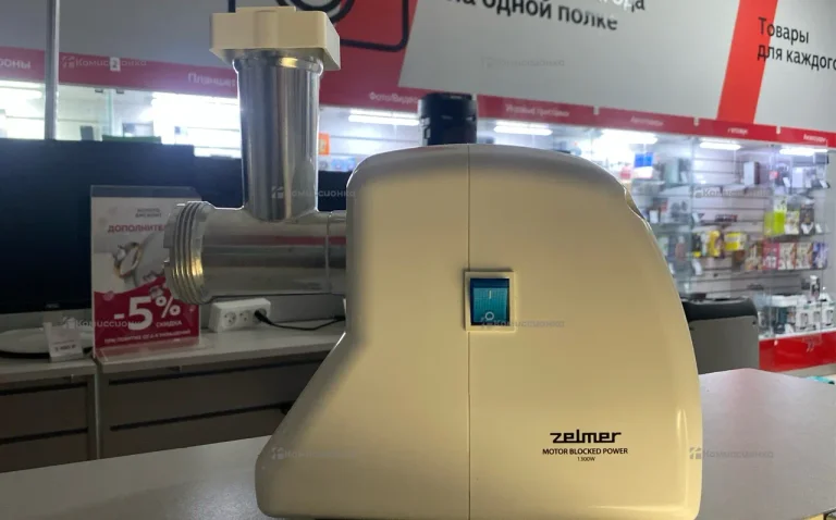 Мясорубка Zelmer ZMM2851B