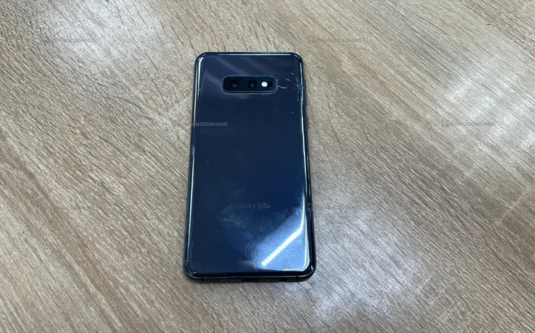 Samsung Galaxy S10e 6/128 ГБ