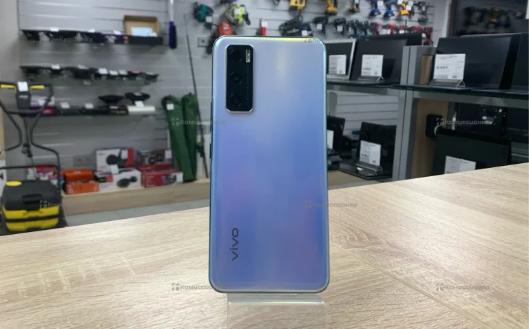 Vivo V20 SE 8/128 ГБ