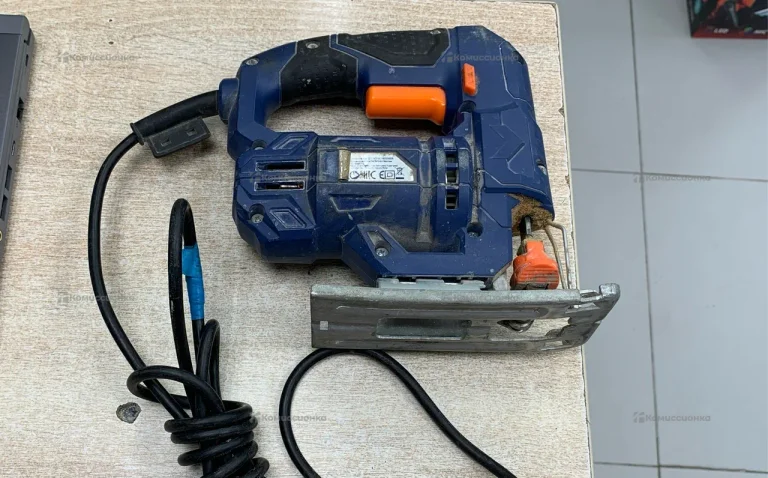 Лобзик Dexter NC200JC