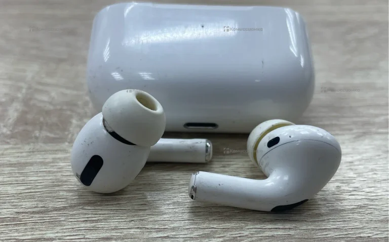 Наушники  Apple AirPods Pro