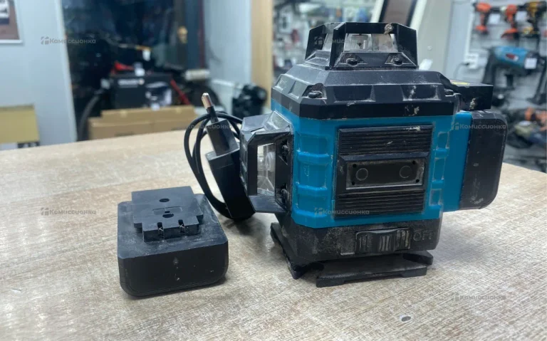 Лазерный уровень makita реплика