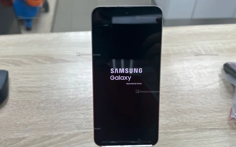 Samsung Galaxy S24 FE 8/256 ГБ