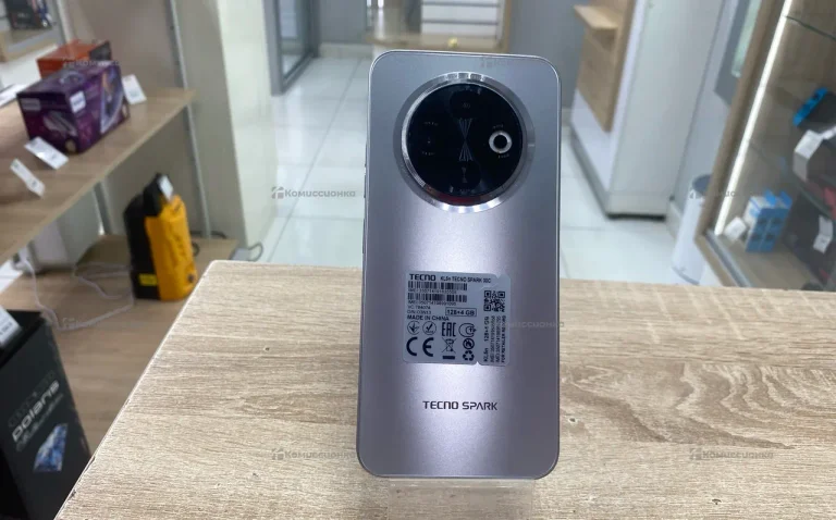 Tecno Spark 30C 4/128 ГБ