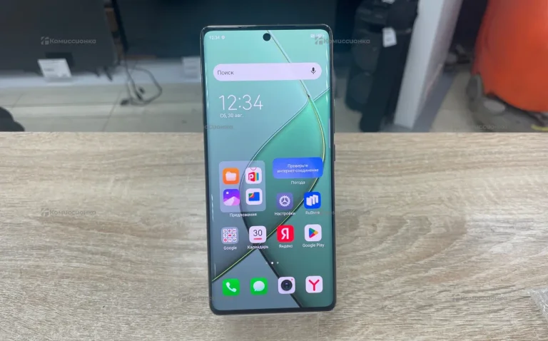 Tecno Spark 20 Pro + 8/256