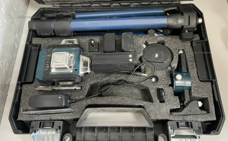 лазерный уровень Bosch r