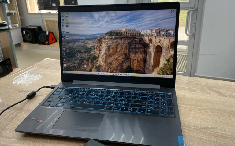 Ноутбук Lenovo ideapad i340