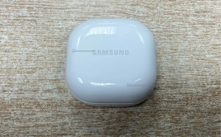 Наушники  Galaxy buds 2