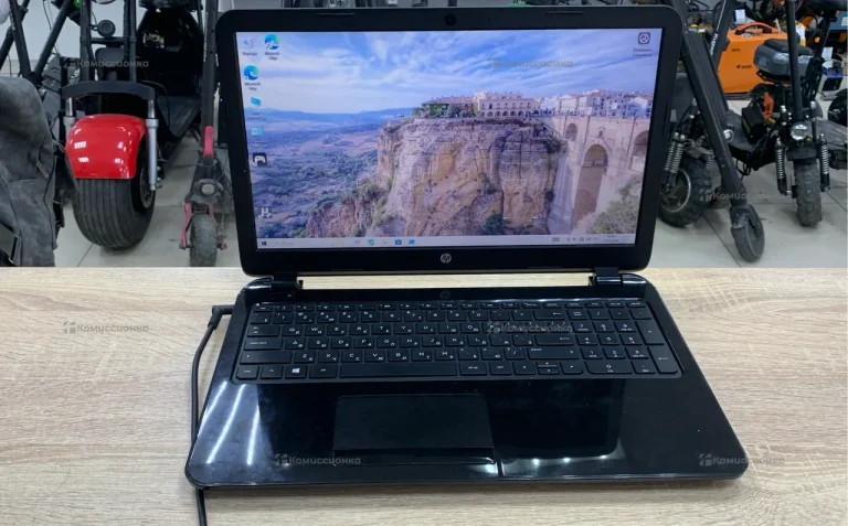 Ноутбук  HP 15