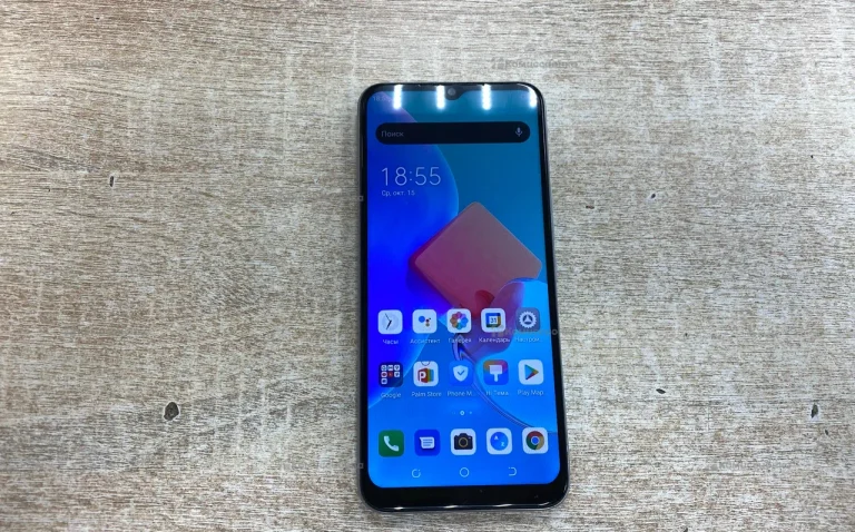 Tecno Spark 8C 4/64 ГБ