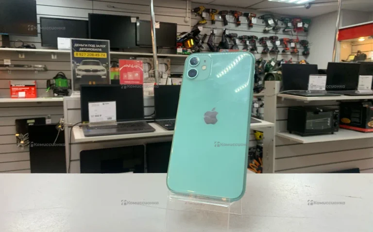 Apple iPhone 11 4/64 ГБ