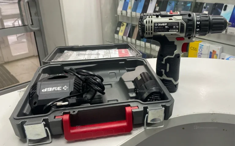 Аккумуляторный шуруповерт ЗУБР ДШЛ-121