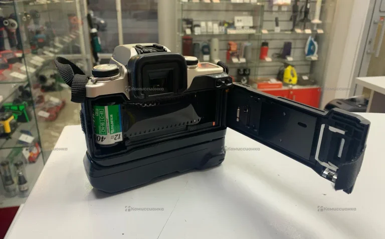 Фотоаппарат  Canon EOS 50e