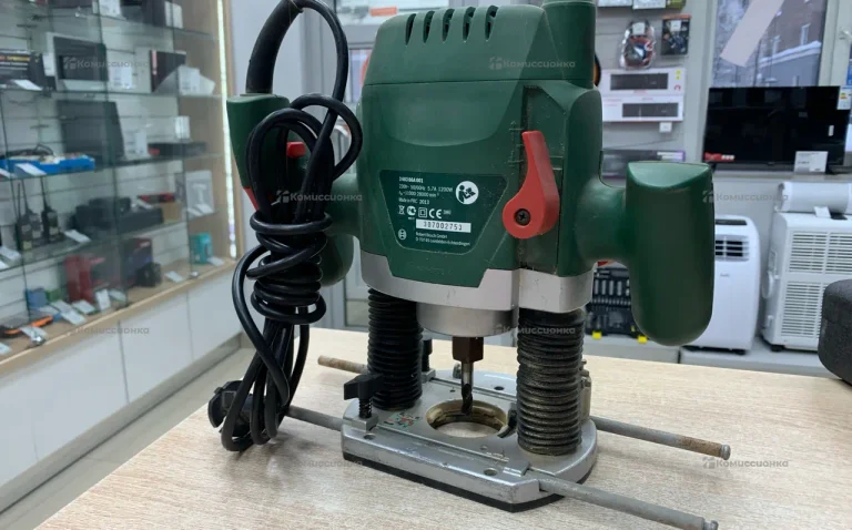 Фрейзер BOSCH POF 1200 AE.