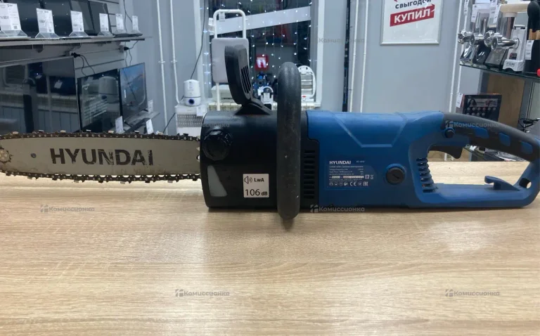 Электрическая цепная пила Hyundai XE1810